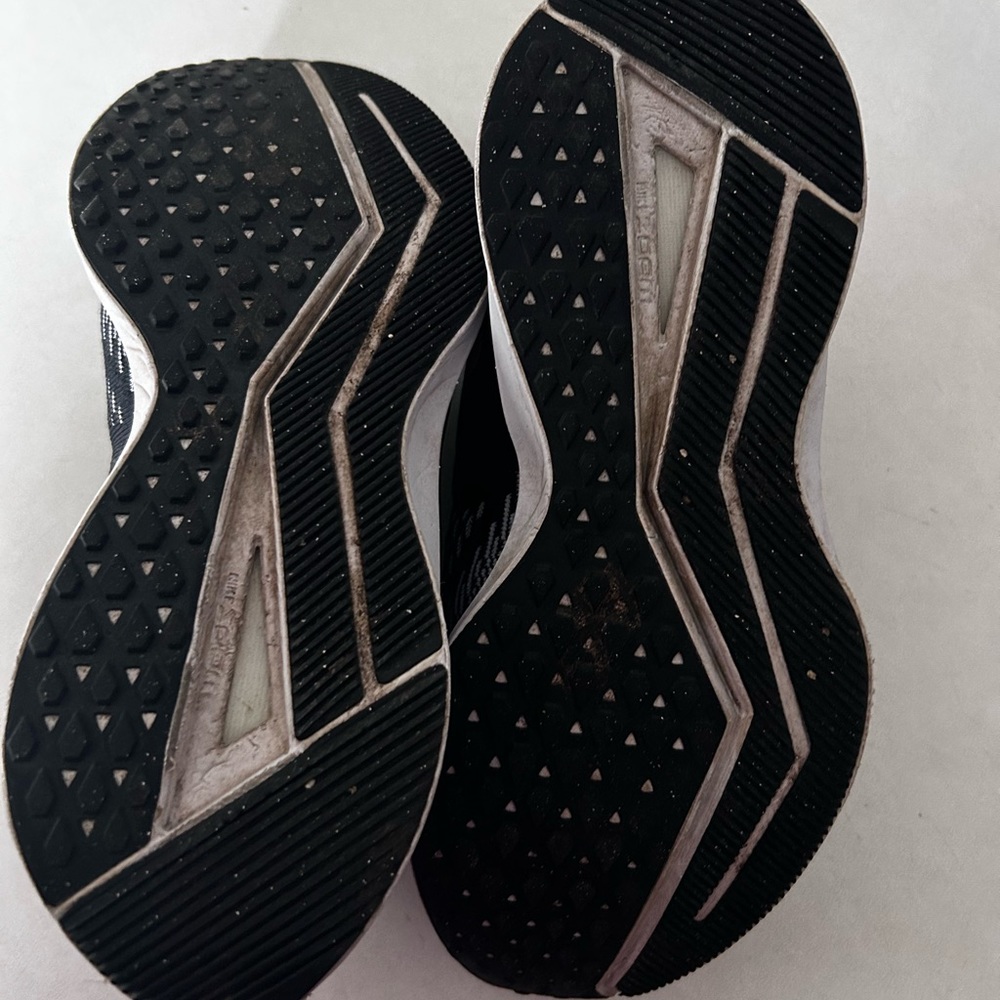 Woman’s Nike tennis shoe
